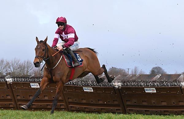 Jalon D'oudairies and Jack Kennedy win easily